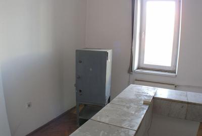 Spațiu comercial, de 400 mp, în Kogălniceanu - 9