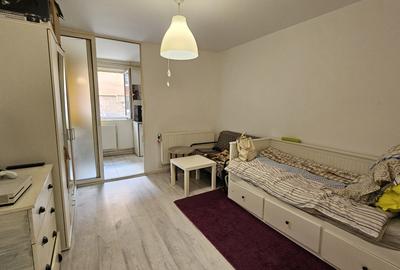 Garsoniera Tractorul-Lidl,renovata,mobilata,52000 Euro