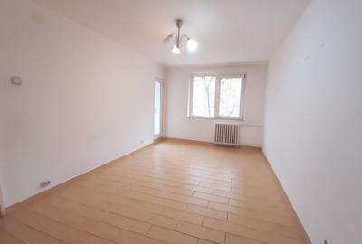 Apărătorii Patriei metrou bloc 1983, 2 camere etaj 2 din p+8 - 2