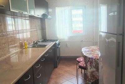 Apartament cu 2 camere semidecomandat, mobilat în 1 Mai - 5