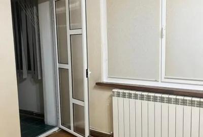 Apartament cu 3 camere decomandat în Siret - 2