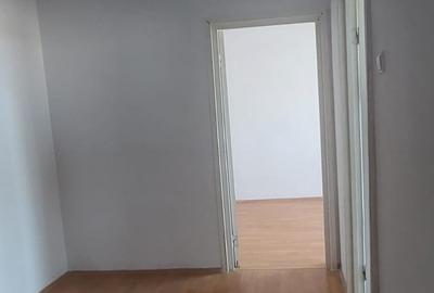 Apartament cu 4 camere decomandat în Aurel Vlaicu - 4