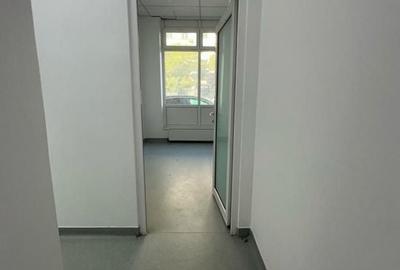 Stefan cel Mare 104 mp vitrina 12 m vizibilitate buna - 2