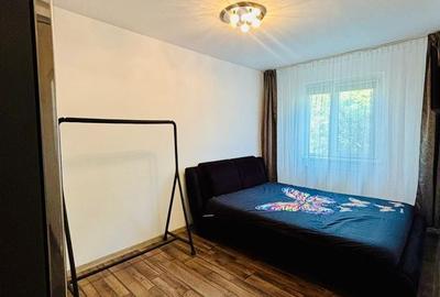Apartament cu 3 camere decomandat în Tomis Nord