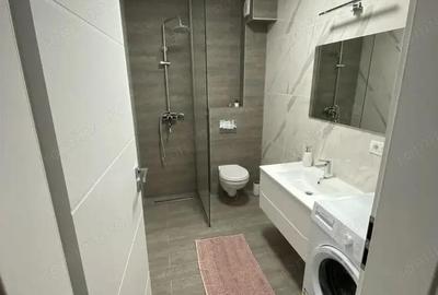 Apartament cu 2 camere decomandat în Banu Manta