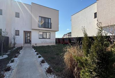 Duplex cu 4 camere cu Canalizare în Domnești - 1