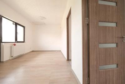 Casă cu 4 camere cu Teren 350 Mp în Central - 9