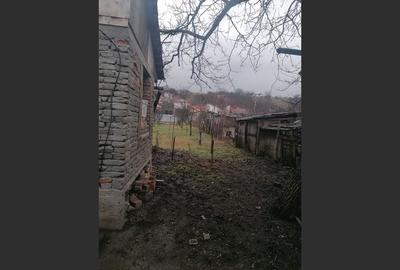 Casă cu 3 camere cu Canalizare în Central - 10