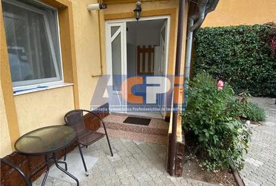 Inchiriez casa cu 2 apartamente, Gradiste - 1