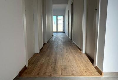 Casă cu 5 camere cu Teren 400 Mp în Ciupercenii Noi - 4