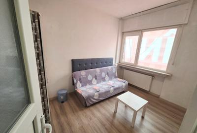 Garsonieră semidecomandată în Romană - 6