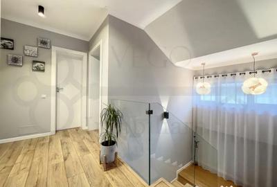 Casă cu 4 camere cu Canalizare în Central - 17