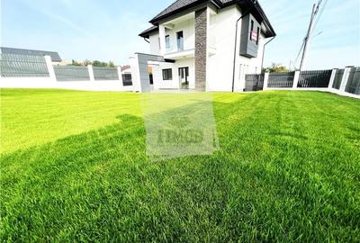 Casa moderna 5 camere 2 bai teren 498 mp 4 parcari 10 km de Sibiu - 1