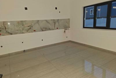Casă cu 3 camere în Pantelimon - 2