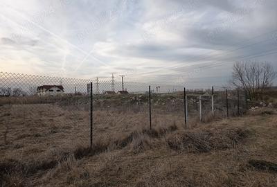 Teren de 1300 mp, în Terezian - 2