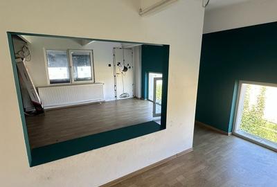 Spațiu comercial, de 27 mp, în Central - 2