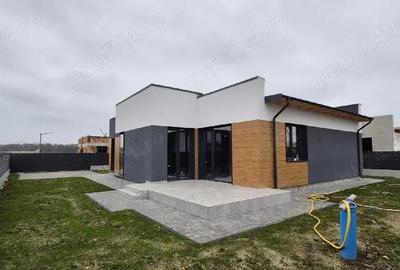 Casă cu 4 camere cu Teren 500 Mp în Balotești - 2