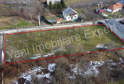 Teren de 1774 mp, în Central - 2