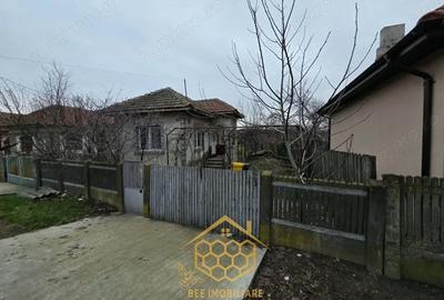 Teren de 1451 mp, în Podari - 10