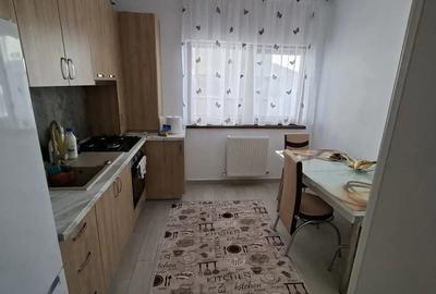 Proprietar, vand apartament cu 2 camere in Sanpetru - 3