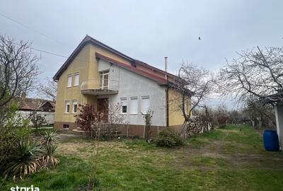 Casă cu 9 camere decomandat cu Teren 3000 Mp în Vladimirescu - 12