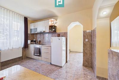 Vilă cochetă 4 camere P+M în Munar - 7