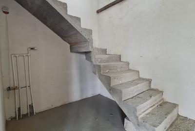 Casă cu 3 camere cu Teren 333 Mp în Costi - 9