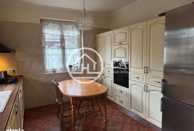 Casă cu 4 camere cu Teren 100 Mp în Central - 2