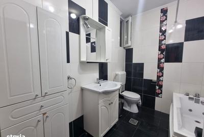 Casă cu 4 camere cu Canalizare în Central - 9