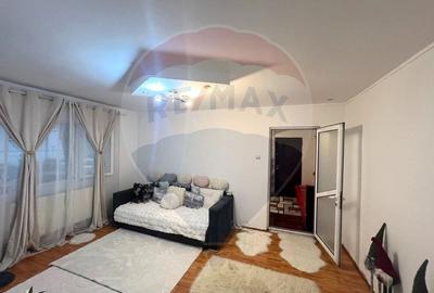 Apartament de vanzare cu 2 camere semidecomandate in zona Ura - 2