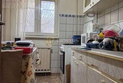 Apartament cu 3 camere decomandat în Rahova - 6