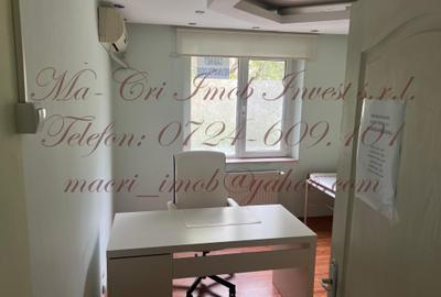 Apartament cu 4 camere decomandat în Teiul Doamnei