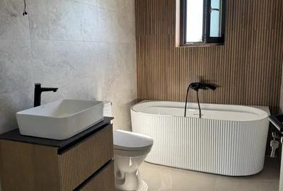 Duplex cu 3 camere cu Canalizare în Miroslava - 6