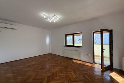 Vila spațioasă în Sisesti | 600 mp | 9 locuri de parcare | Teren 1500 mp - 10