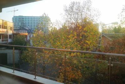 Herastrau, 3 camere 110 m2, lux, parcare subterana, paza non stop Herastrau, 3 camere 110 m2, lux, parcare subterana, paza non stop - 3