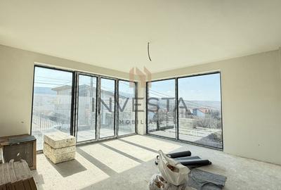 Casă individuală cu 4 camere cu Canalizare în Făget