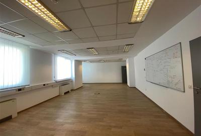 Spatiu in cladire de birouri Luterana -  420 mp - 560 mp Spatiu in cladire de birouri Luterana -  420 mp - 560 mp - 8