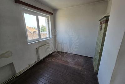 4 CAMERE // ZONA CENTRALA // CENTRALA PROPRIE // BOXA - 3