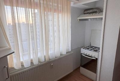 Ultarcentral Winmarkt Ploiesti Apartament 3 camere complet mobilat si utilat Ultarcentral Winmarkt Ploiesti Apartament 3 camere complet mobilat si utilat - 4