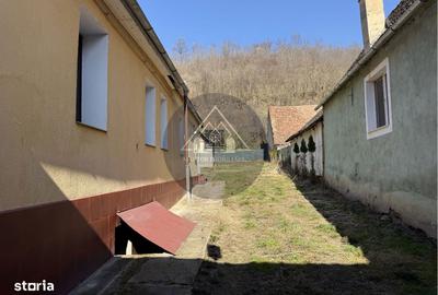 Casă cu 3 camere cu Teren 1343 Mp în Moșna