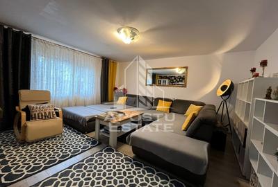 Casa cu 3 camere, renovata, 270mp teren, acces auto, zona Sagului - 2