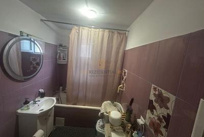 Apartament cu 3 camere, 1/3, decomandat, Brancoveanu, Comision 0% - 9