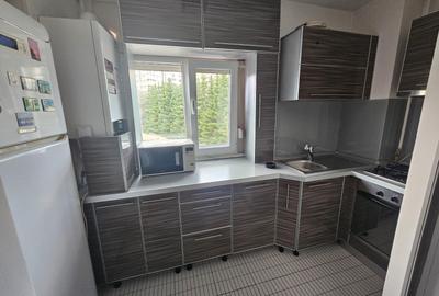 Apartament cu 3 camere decomandat în Central - 14