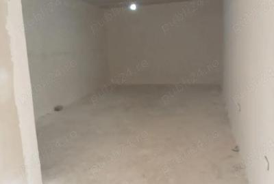 Spațiu comercial, de 50 mp, în Central - 2