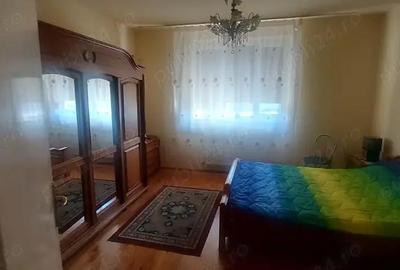 Casă cu 6 camere cu Teren 715 Mp în Fratelia - 6