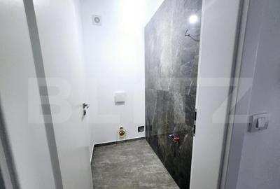 Apartament cu 3 camere,decomandat,68 mp,bloc nou,parcare sub - 2