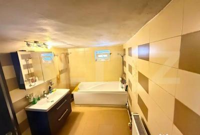 Casă cu 4 camere cu Teren 1237 Mp în Central - 3