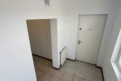 Spațiu comercial, de 55 mp, în Central - 1