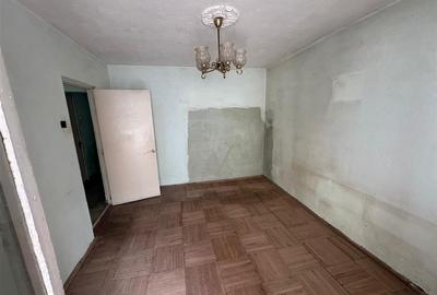Ap 3 cam zona Longinescu-Gara,et 1/3,75 mp utili,an 1988, necesita renovare - 11