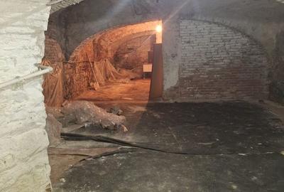 Casă cu 4 camere în Central - 4
